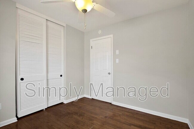 Building Photo - 7262 Ryan St