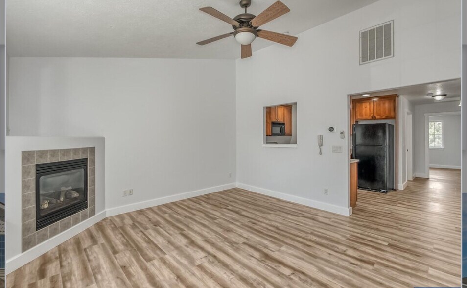 Building Photo - 138 Weldwood Dr