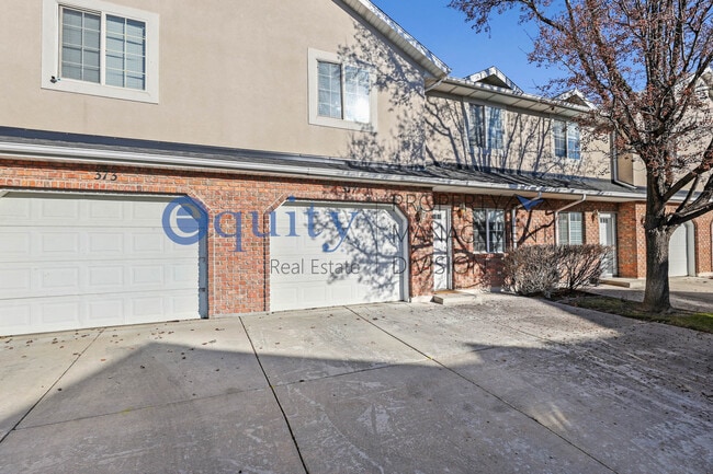 Building Photo - 377 E Newsome Park Ln