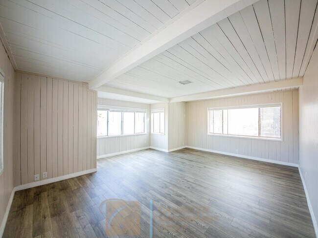 Building Photo - 1020-1026 Coast Blvd S