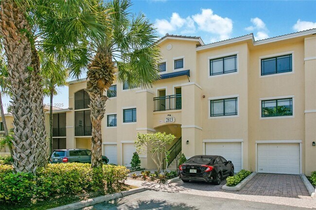 Building Photo - 2813 Grande Pkwy