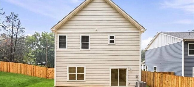 Building Photo - 6202 Linda Vista Ln