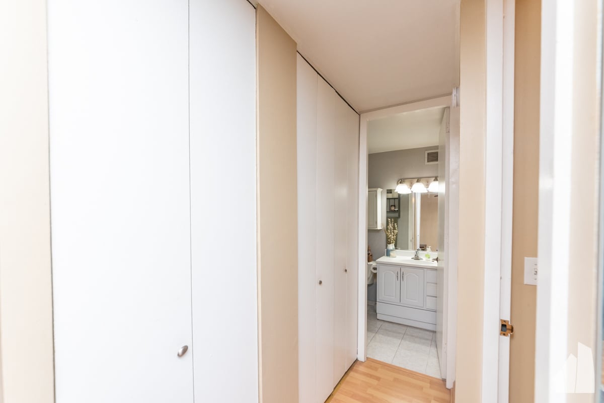 Building Photo - 2020 N Lincoln Park W
