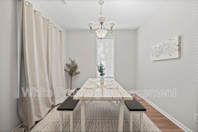 Building Photo - 11339 Dundarrach Ln