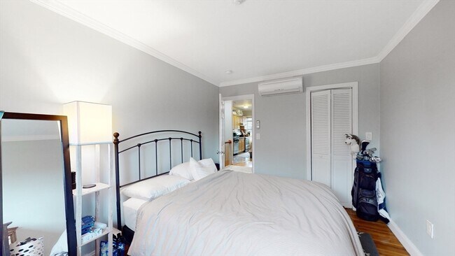 Building Photo - 143 W Canton St