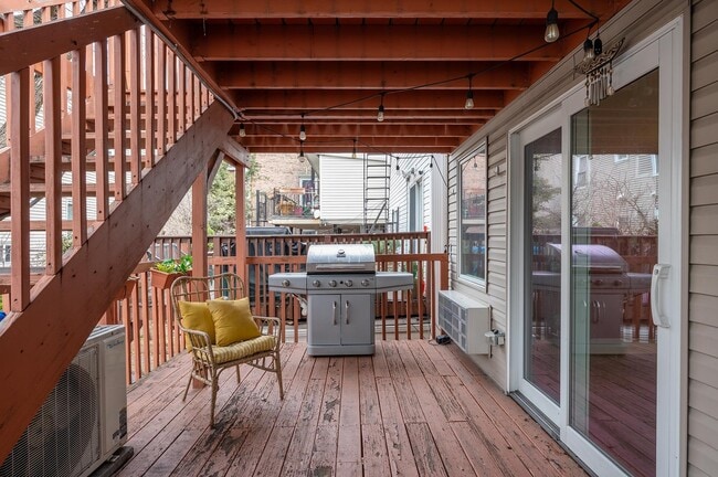 Building Photo - 309 Palisade Ave