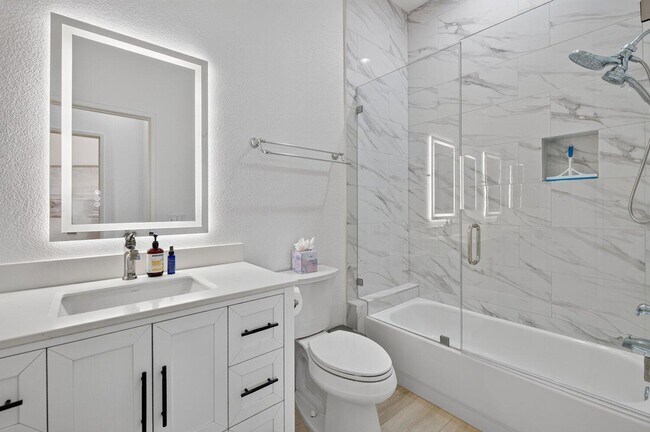 Building Photo - 43696 Old Troon Ct