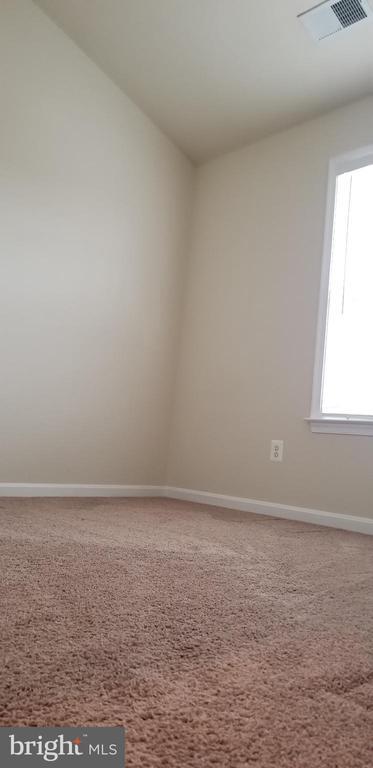 Building Photo - 5503 Sacramento Mews Pl
