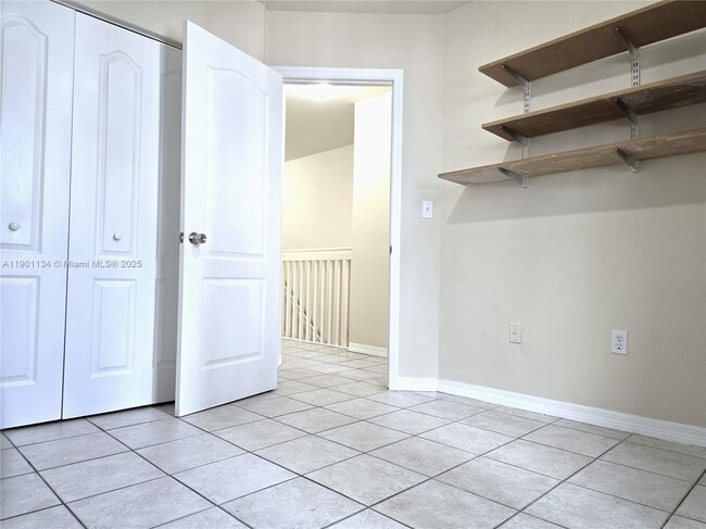 Building Photo - 130 SW 109th Ave