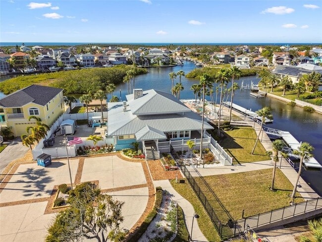Building Photo - 6533 Channelside Dr