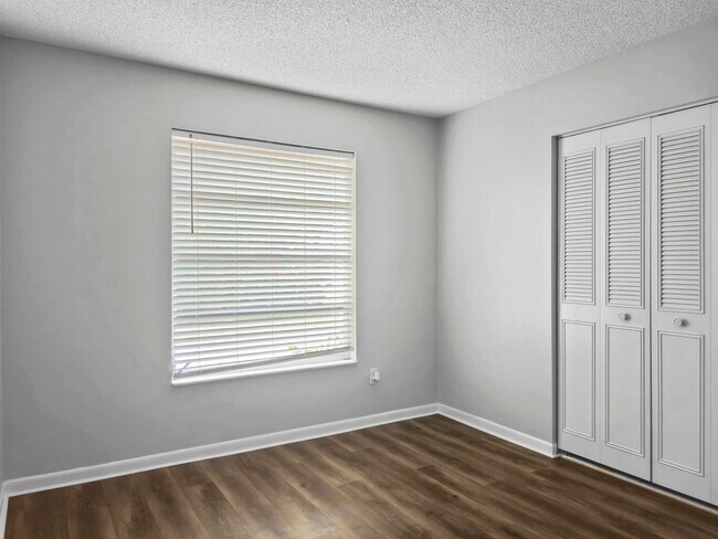 Building Photo - Updated 3-Bed, 2-Bath Home on ½-Acre Corner Lot with 2-Car Garage | Move-In Ready