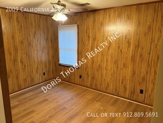 Building Photo - 2009 California Ave