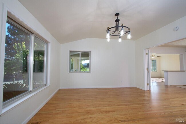 Building Photo - 201 (20300 Arnold)