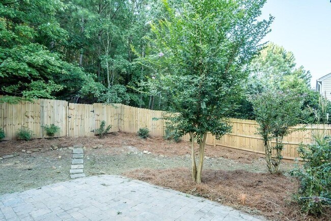 Building Photo - 1078 River Plantation Dr