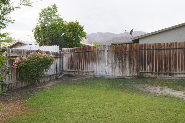Building Photo - 51815 Avenida Martinez
