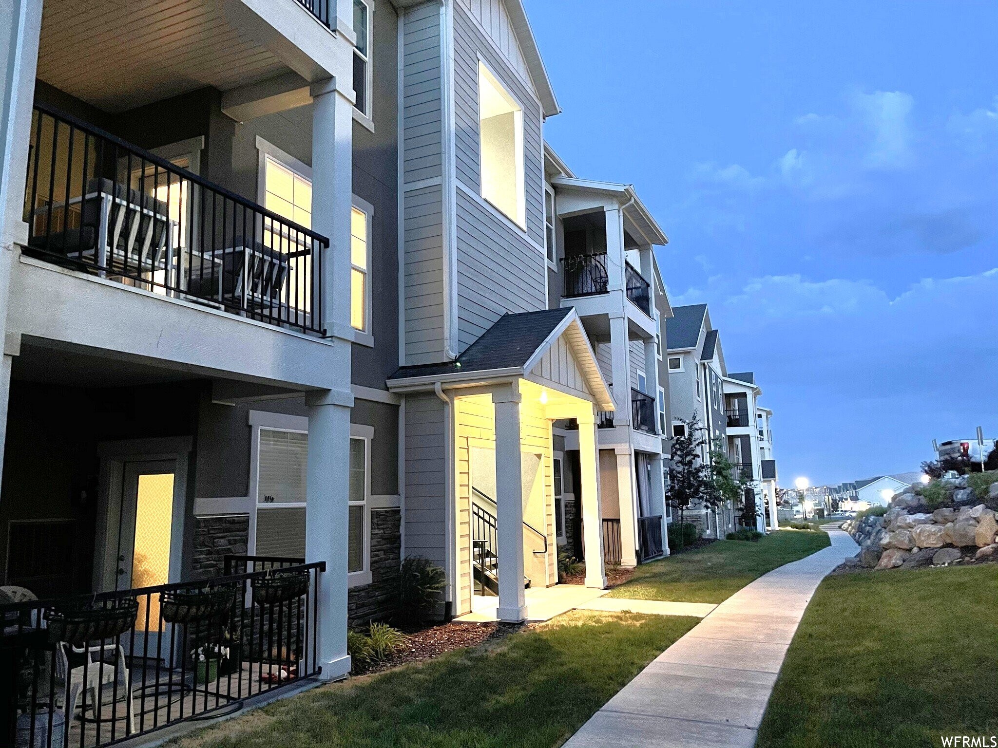 Building Photo - 14472 S Selvig Way