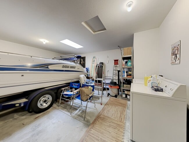 Building Photo - Winter rental