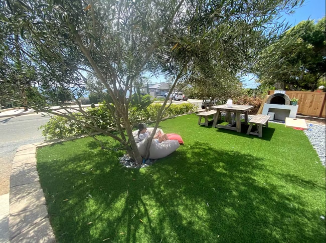 Primary Photo - Your very own slice of Paradise...FURNISHE...