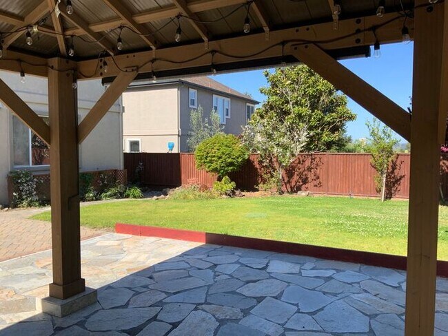 Building Photo - Sky Hawks finest just became available