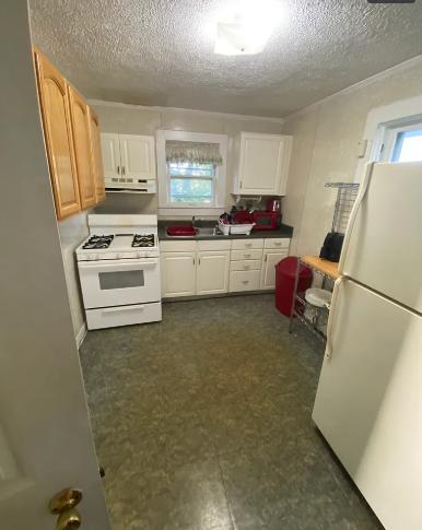 Building Photo - 932 E Market St