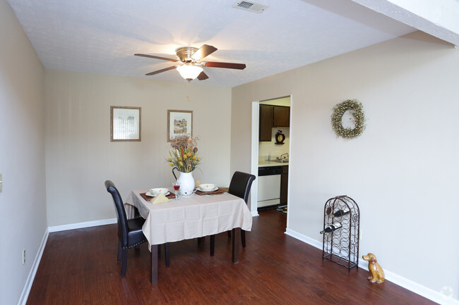 Interior Photo - Foxcroft Apartments