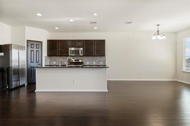 Building Photo - 12000 Kincardine Way