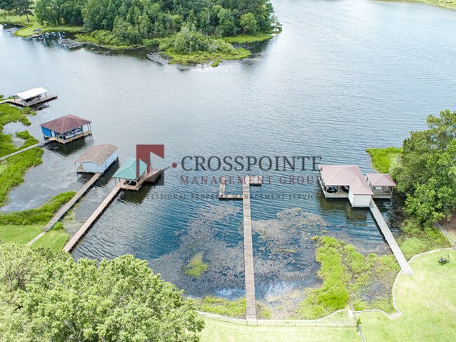 Building Photo - Tour Today! 3 Bedroom Home On Lake Tyler!