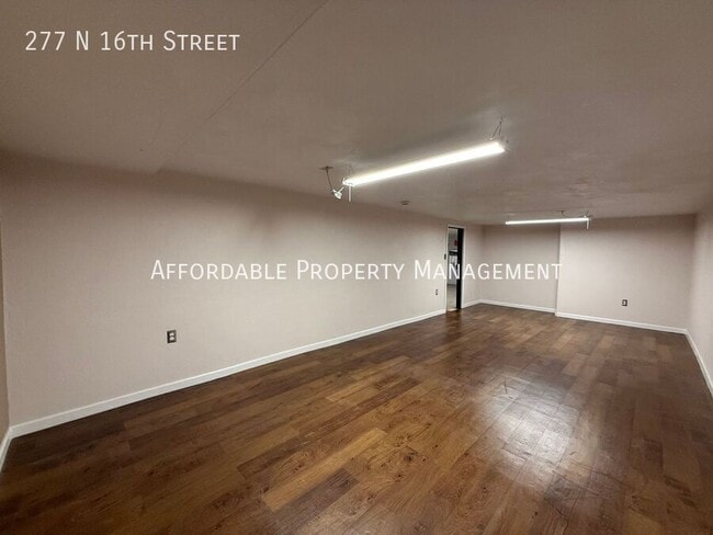 Building Photo - 277 N 16th St