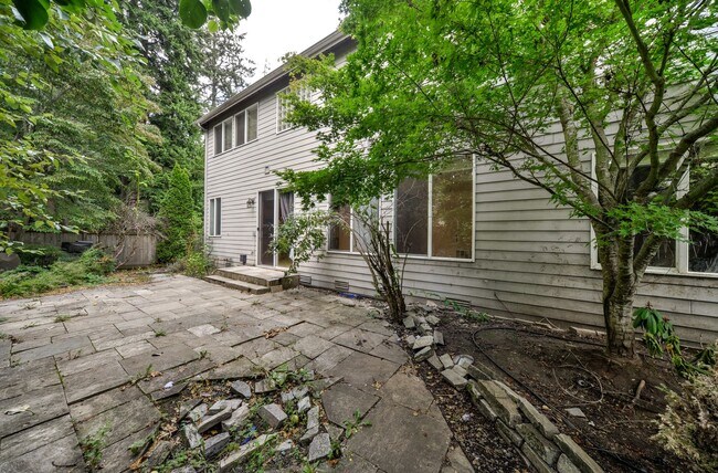 Building Photo - Nice 5 Bed / 2.5 bath house for rent in Kenmore.