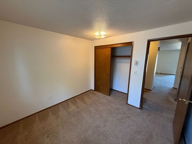 Building Photo - 3779 Iberis St NE