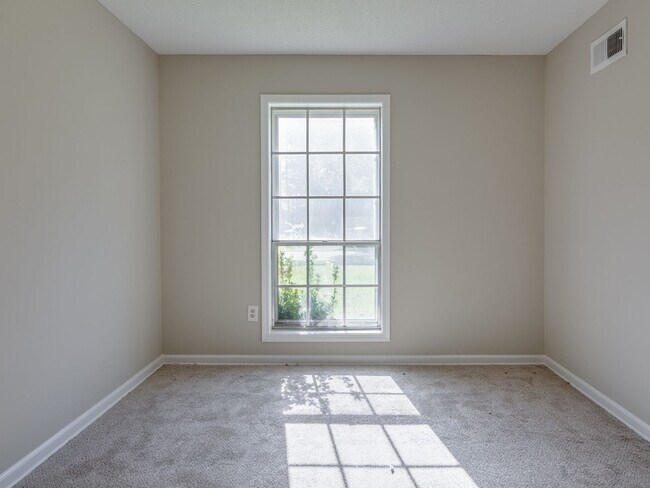 Building Photo - Perfectly renovated 3BR/2B available for rent!