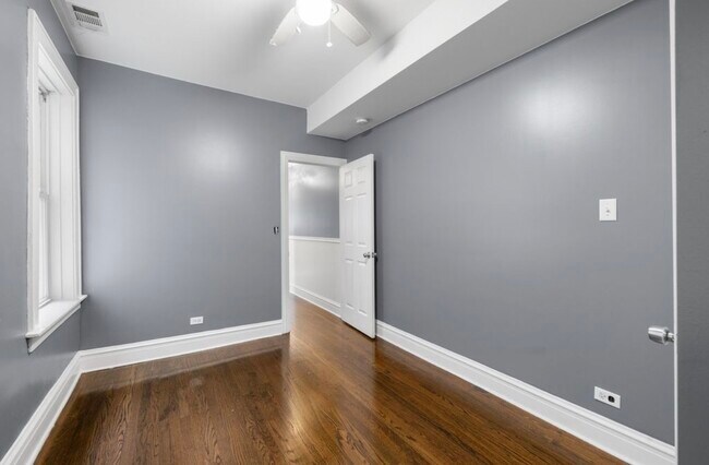 Building Photo - 8222 S Maryland Ave