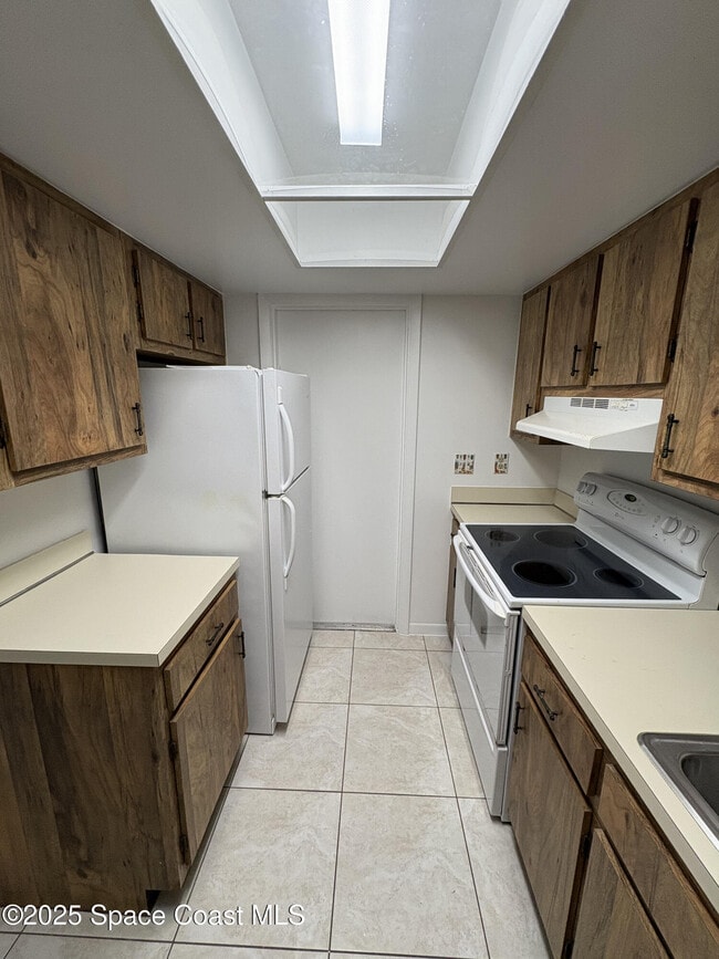 Building Photo - 1416 Croftwood Dr