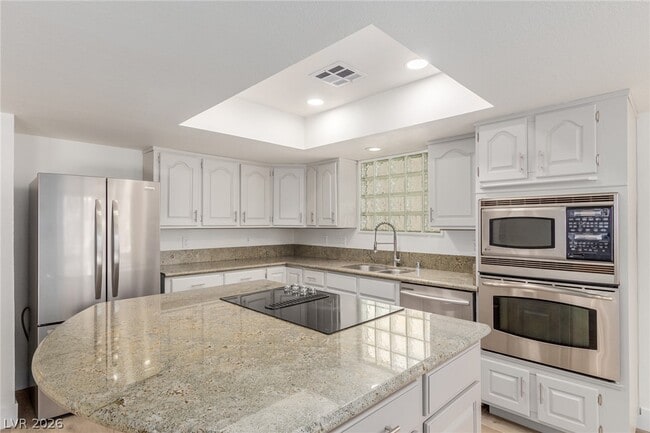 Building Photo - 861 Vegas Valley Dr