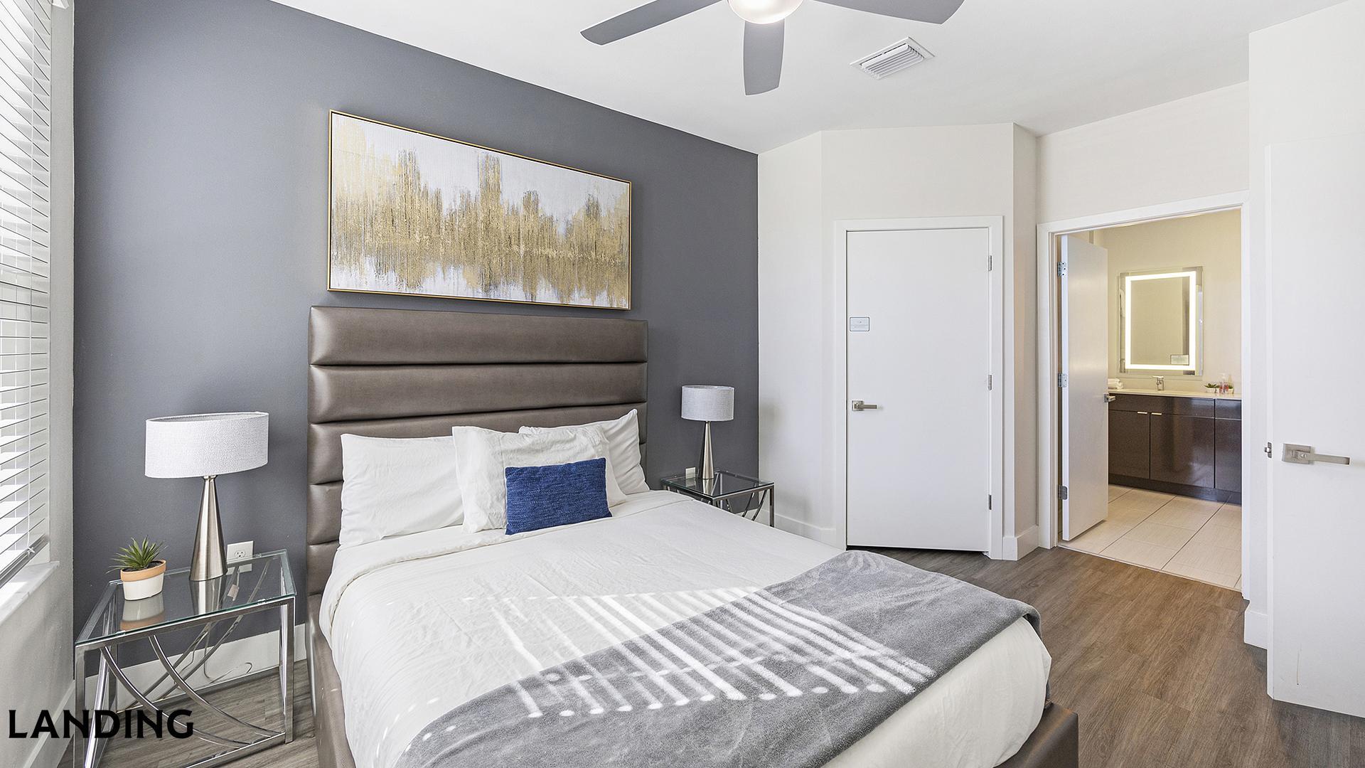 Building Photo - 4950 W Prescott St