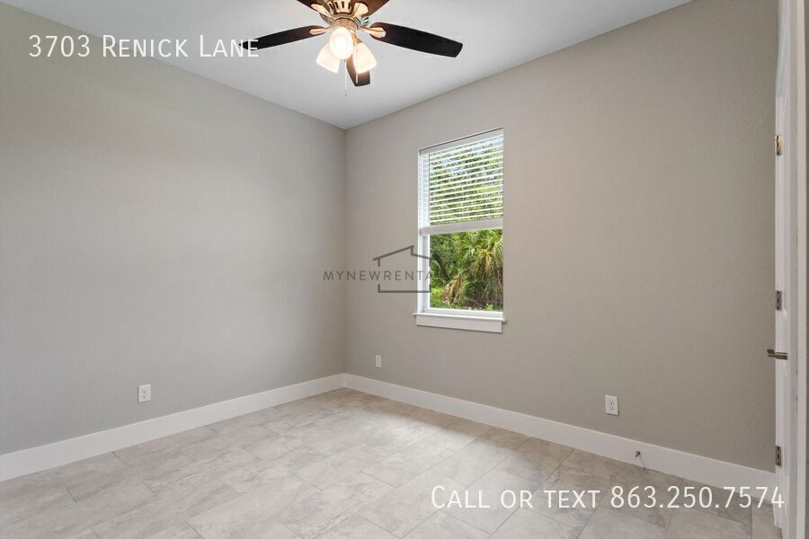 Building Photo - 3703 Renick Ln