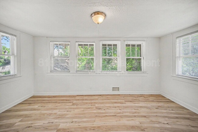 Building Photo - 6431 S Benton Ave