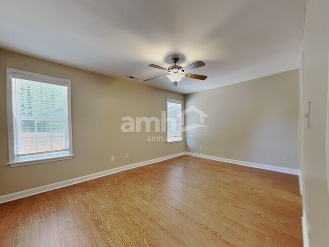 Building Photo - 3805 Lodgepole Ln
