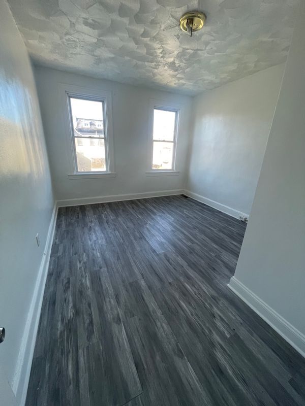 Building Photo - 2905 Norfolk Ave