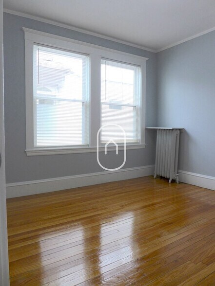 Building Photo - 588 Cambridge St