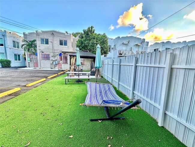 Building Photo - 2153 SW 14th Terrace