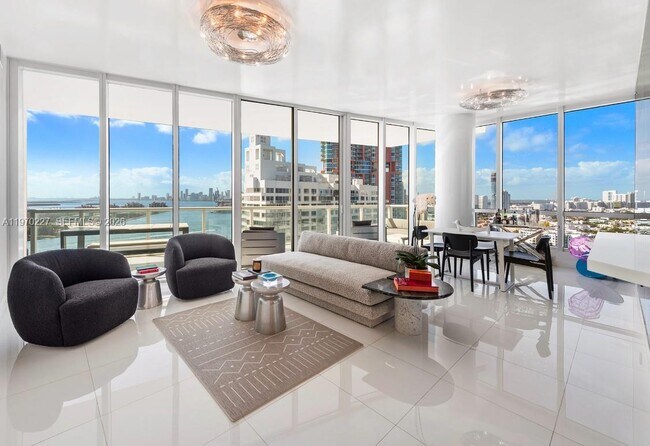 Building Photo - 100 South Pointe Dr