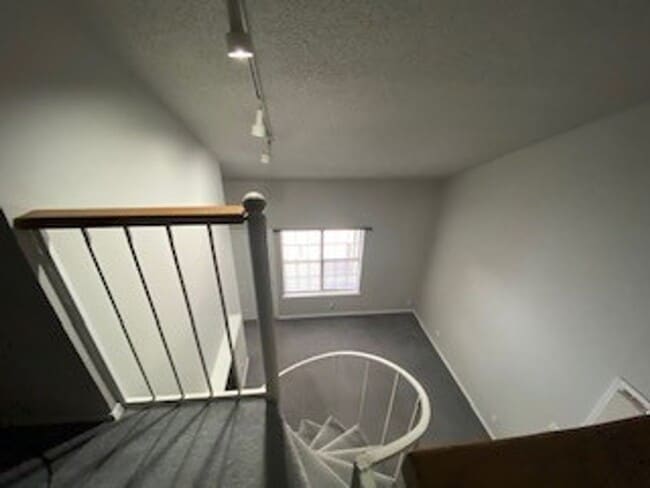 Building Photo - 2-Bedroom Condo for Rent in Stratford Condos + Gated Community with Pool!