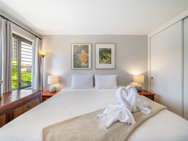 Building Photo - 2140 Kuhio Avenue-SI ID1327716P