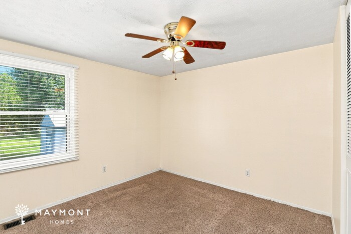 Building Photo - 9436 Burgess Dr