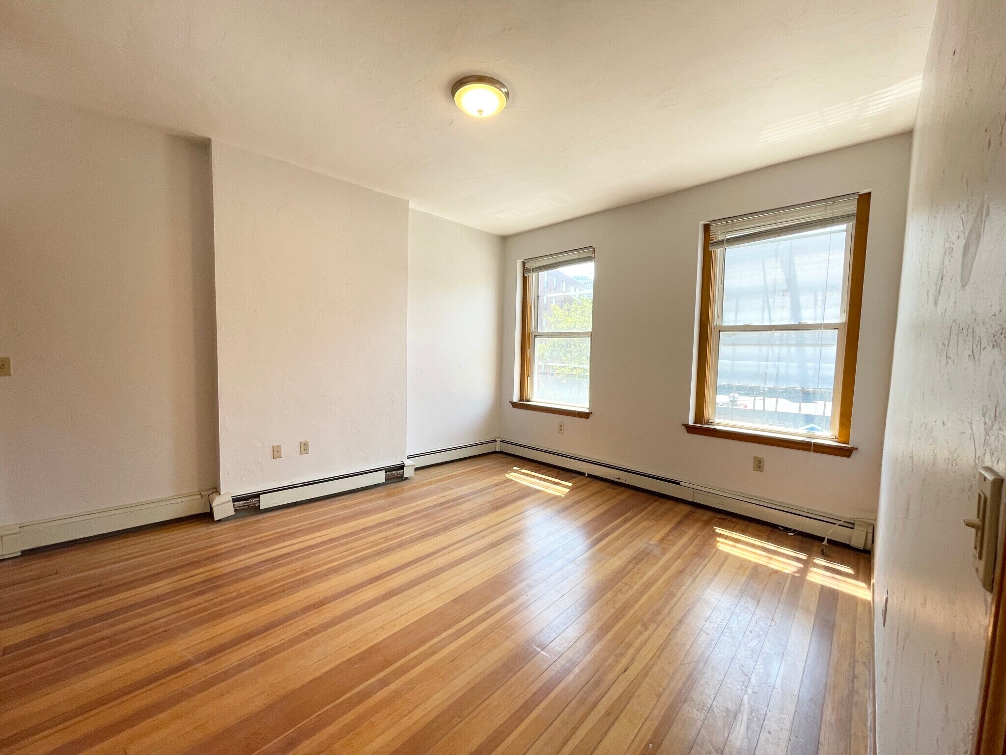 Building Photo - 259 North