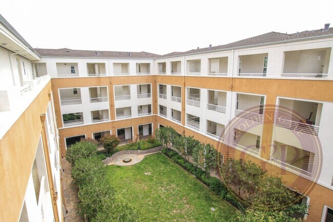 Building Photo - Candlestick Point - 2 BR, 2 BA Condo 1,166...