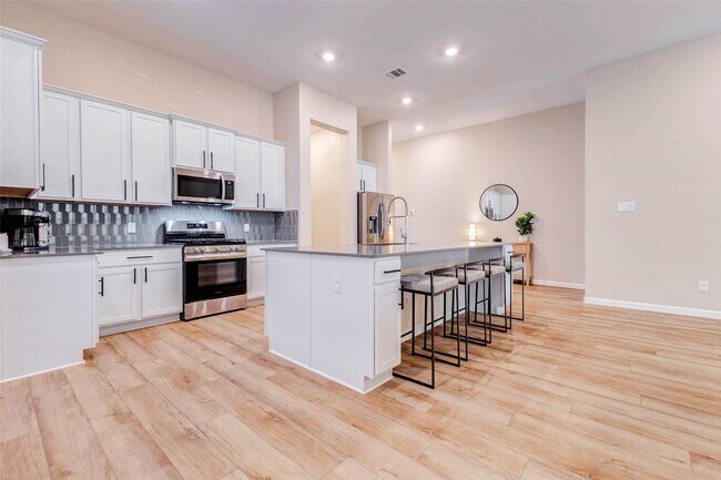 Building Photo - 3716 Field Coast Ln