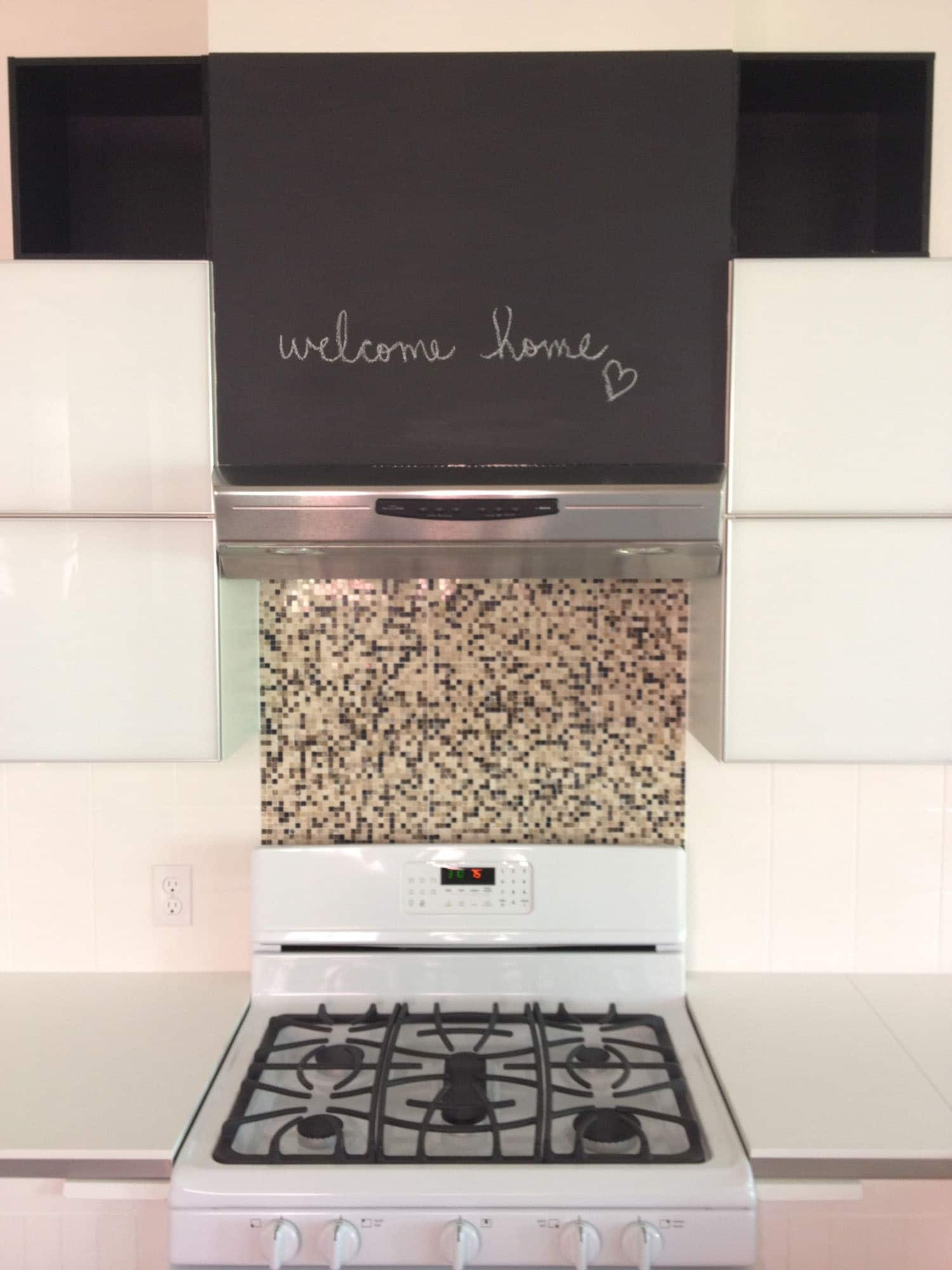 stove top tile - 2827 Lepage St