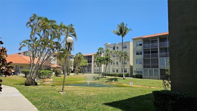Building Photo - 1820 SW 81st Ave